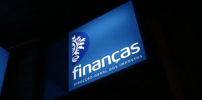 At FinanÇas