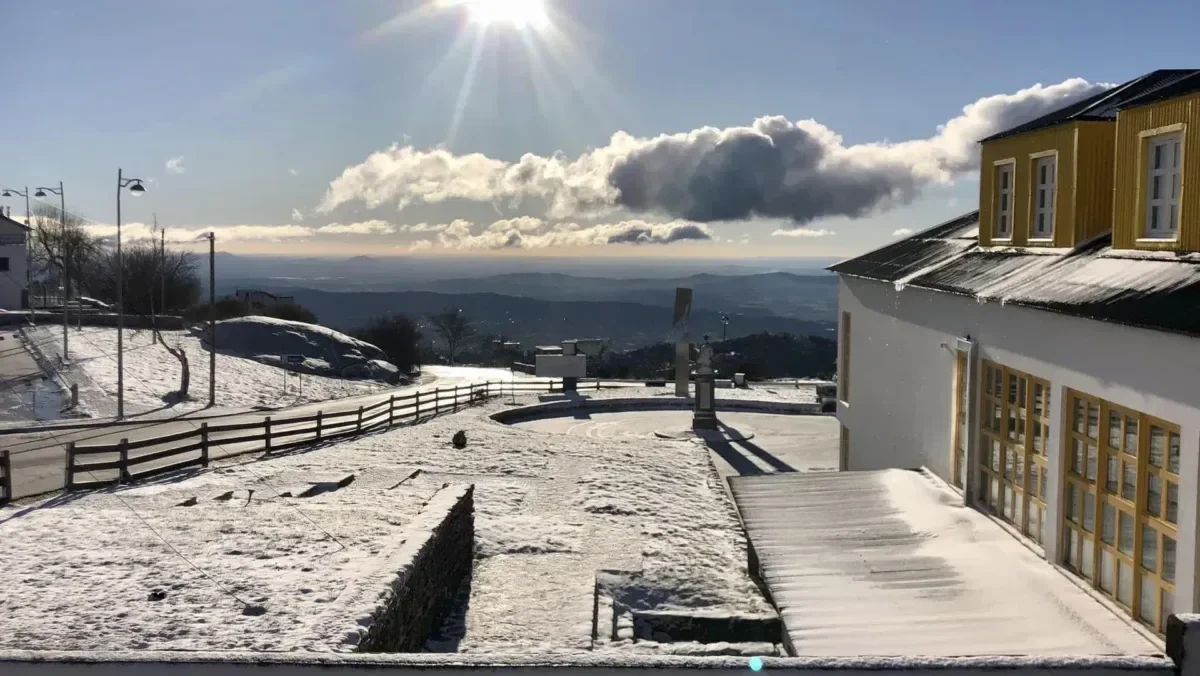 Neve Serra Da Estrela