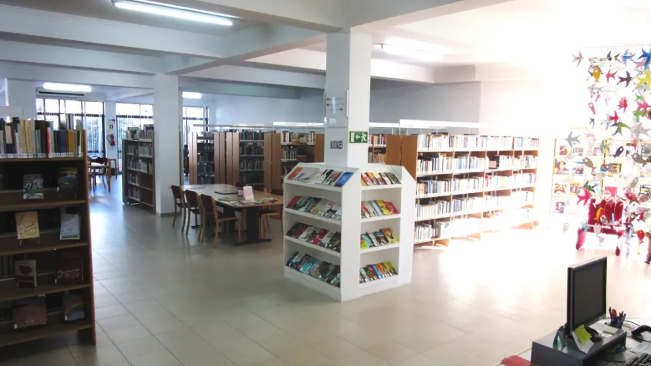 P10 Biblioteca Municipal Ourem