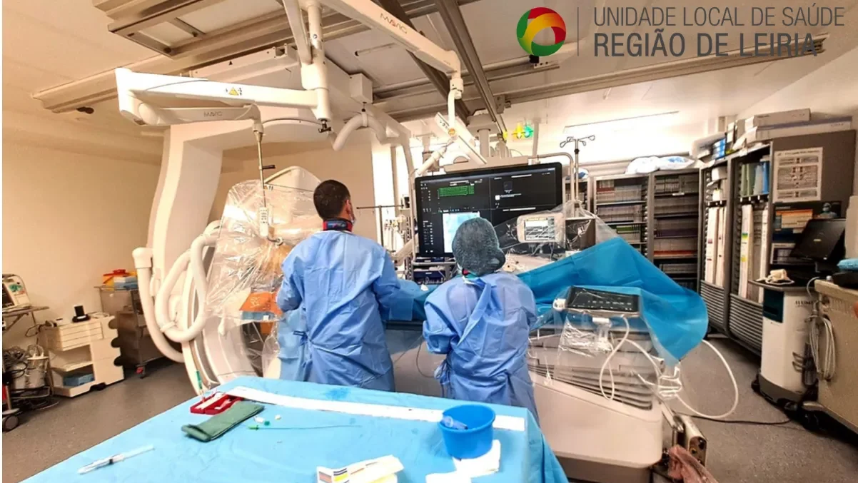 Serviço De Cardiologia Hospital Leiria Ulsrl Angiografo Teto 2