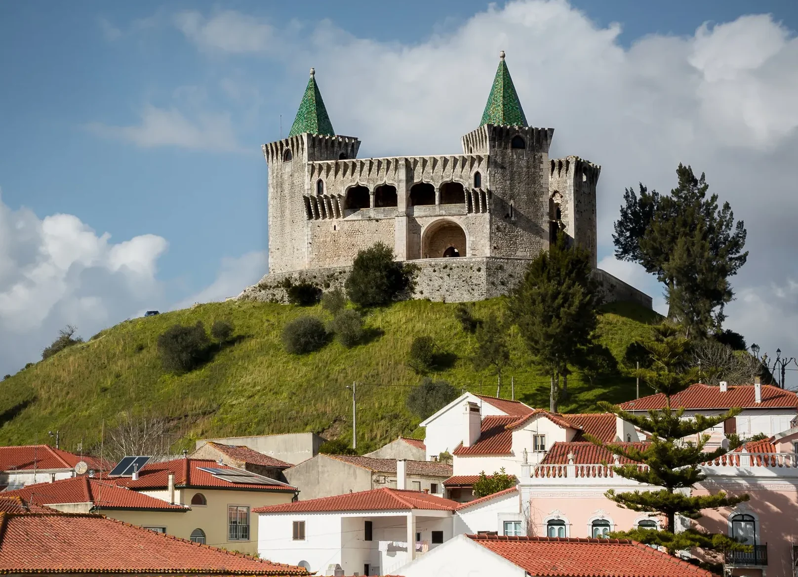 Castelo Porto De Mós